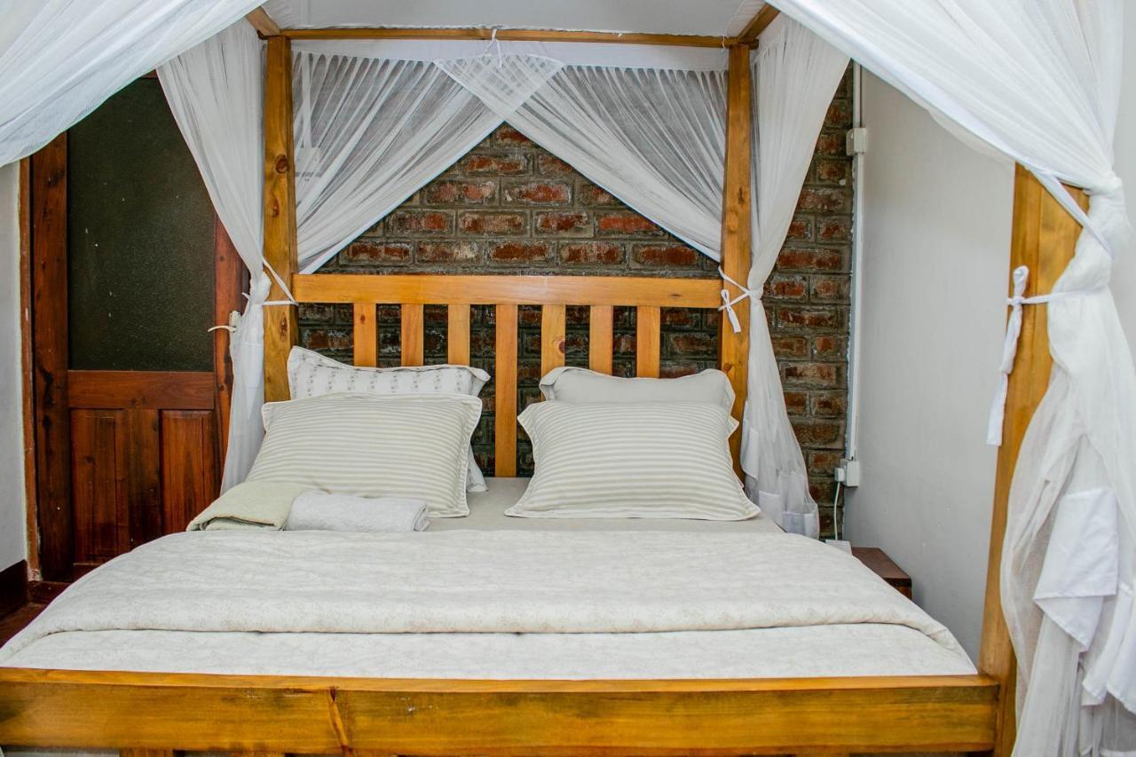 Blue Elephant Villas Аруша Экстерьер фото